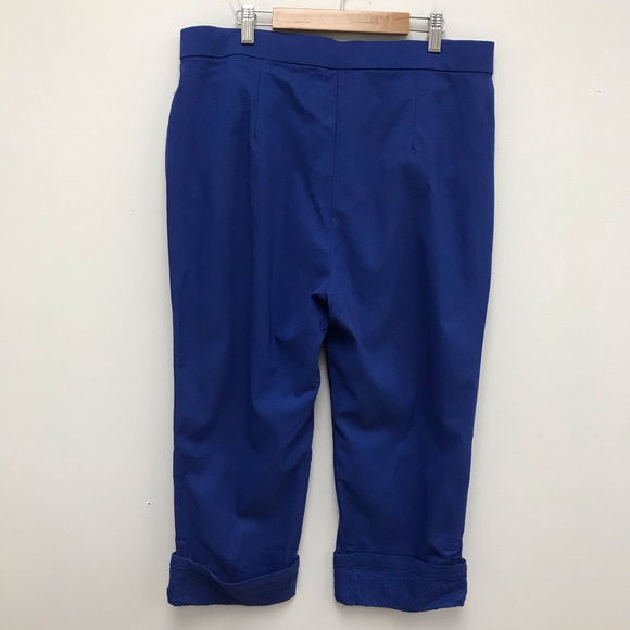 Cute Capris - Picture 2 of 6